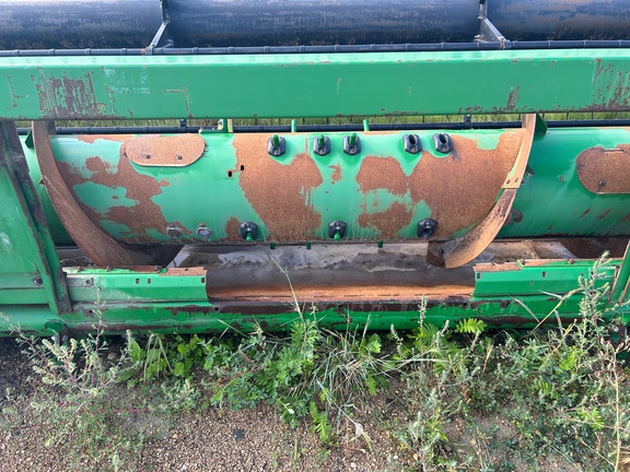 2005 John Deere 635F Header Combine