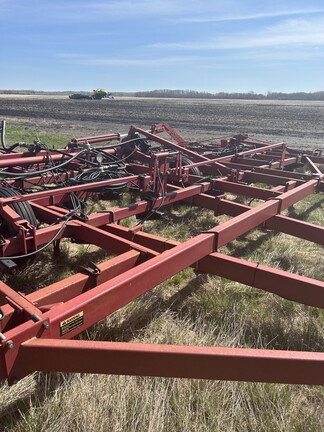 Case IH 4700 Field Cultivator