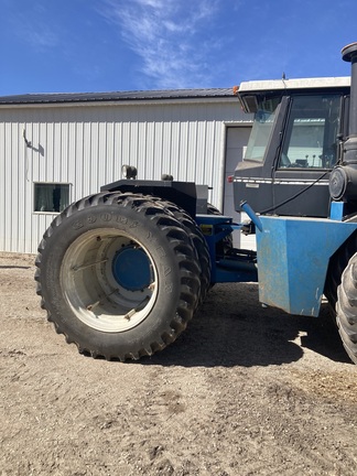 1991 Ford NH 946 Tractor 4WD