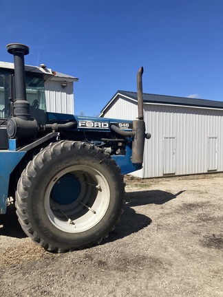 1991 Ford NH 946 Tractor 4WD