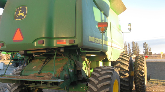 2009 John Deere 9870 STS Combine