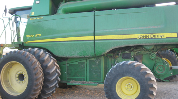 2009 John Deere 9870 STS Combine