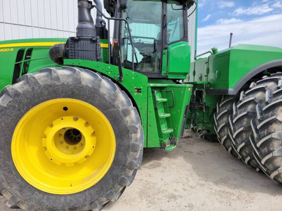 2016 John Deere 9620R Tractor 4WD