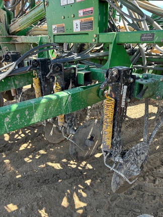 2004 John Deere 1820 Air Seeder