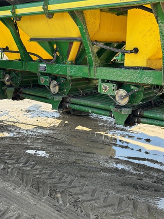 2004 John Deere 1820 Air Seeder