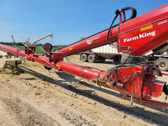 2022 Buhler Farm King 1395 Grain Auger