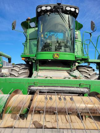 2008 John Deere 9870 STS Combine