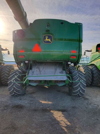 2021 John Deere S790 Combine