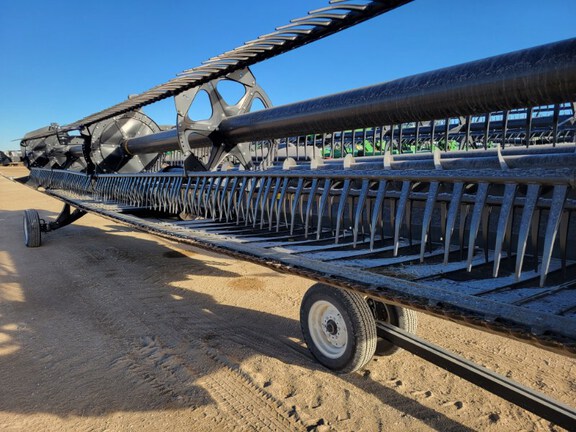 2019 MacDon FD135 Header Combine