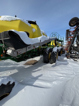 2008 John Deere 1910 Air Seeder