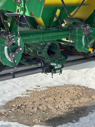 2008 John Deere 1910 Air Seeder