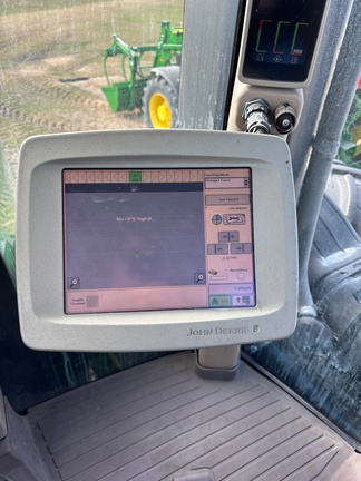 2012 John Deere 9560R Tractor 4WD