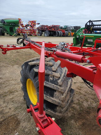 2023 Bourgault XR771 Harrow Heavy