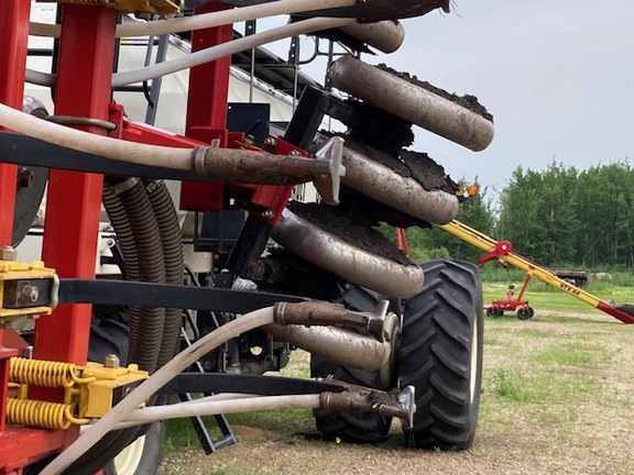 2010 Bourgault 5710 Air Seeder
