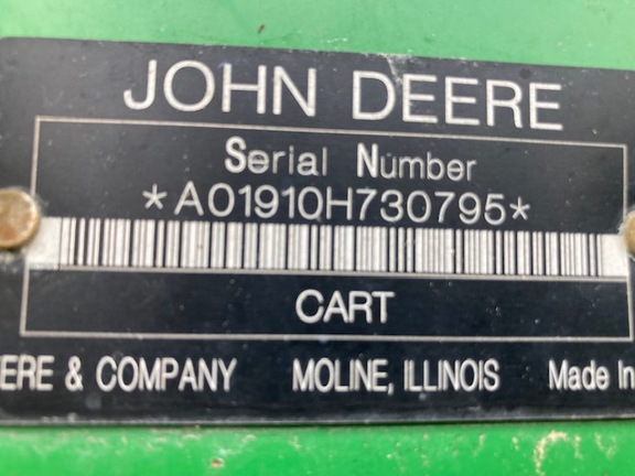 John Deere 1910 Air Seeder