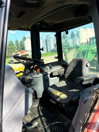 2005 Versatile 2145&3895 LOADER Loader