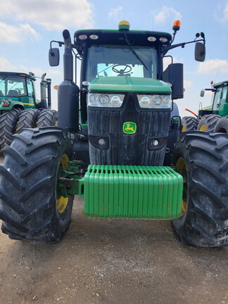 2014 John Deere 7230R Tractor