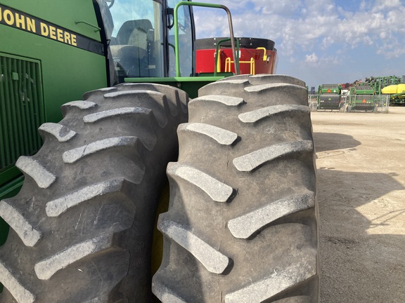 1991 John Deere 8760 Tractor 4WD