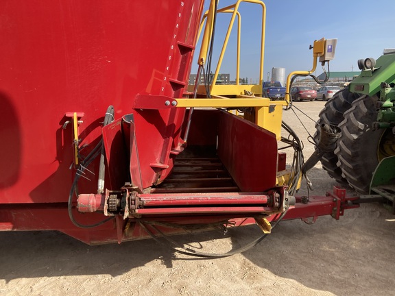 2022 Supreme 700T Grinder Mixer