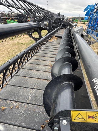 2017 MacDon FD75 Header Combine