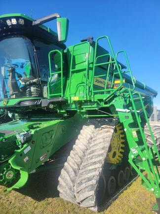2024 John Deere X9 1100 Combine