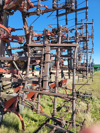 1995 Flexi-Coil 800 Chisel Plow