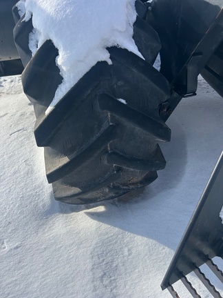 MacDon 9250 Windrower