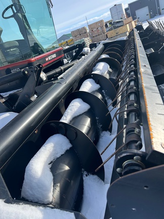 MacDon 9250 Windrower