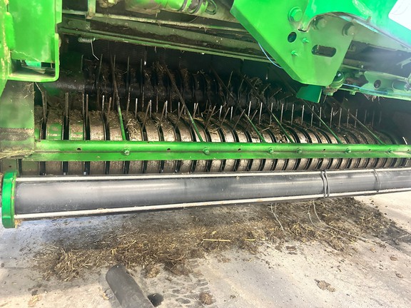 2021 John Deere 560M Baler/Round