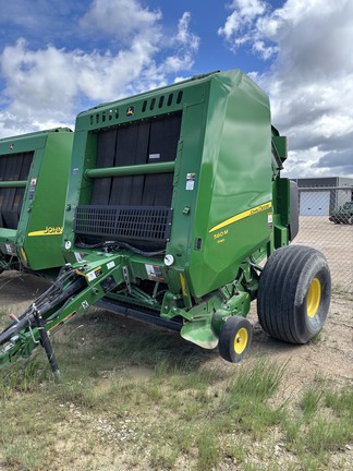 2022 John Deere 560M Baler/Round