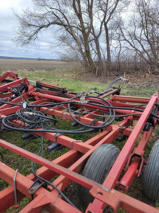 Case IH 4900 Field Cultivator