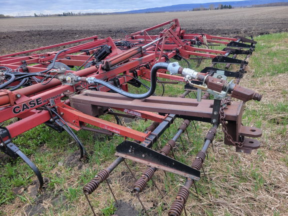 Case IH 4900 Field Cultivator