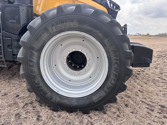 2016 Challenger 1050 Tractor