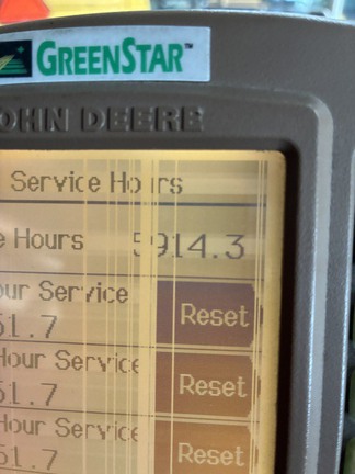 1999 John Deere 4700 Sprayer/High Clearance