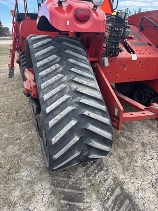 2014 Versatile 450DT Tractor Rubber Track