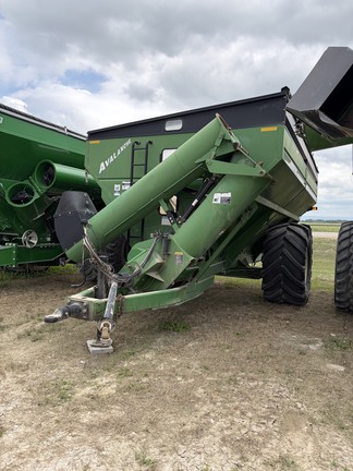 2015 Brent 1084 Grain Cart