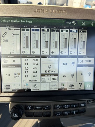 2020 John Deere 7R 210 Tractor