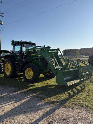 2020 John Deere 7R 210 Tractor