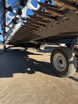 2022 MacDon FD235 Header Combine