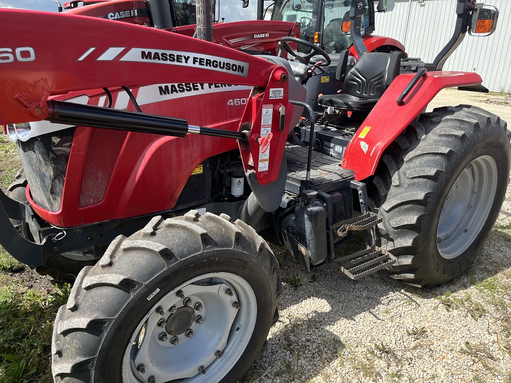 2014 Massey Ferguson 4609 Tractor