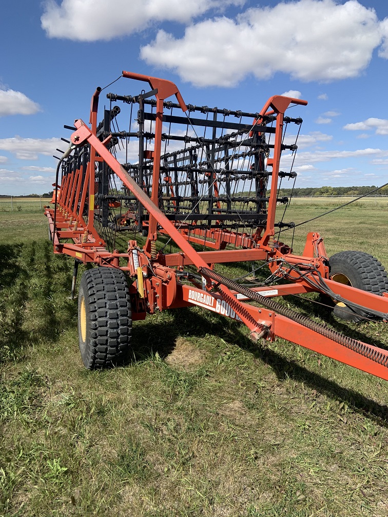 2008 Bourgault 6000 Harrow