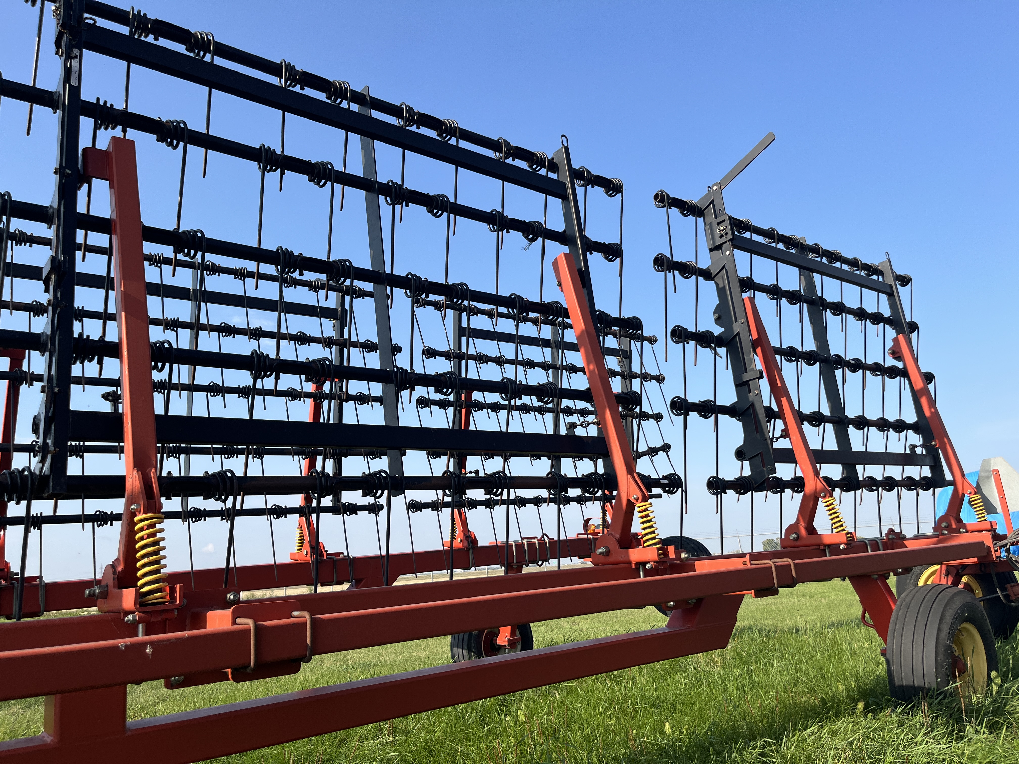 2008 Bourgault 6000 Harrow