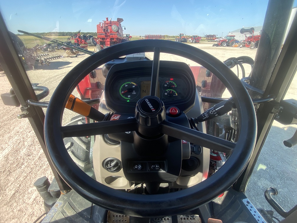 2015 Case IH Farmall 105U Tractor