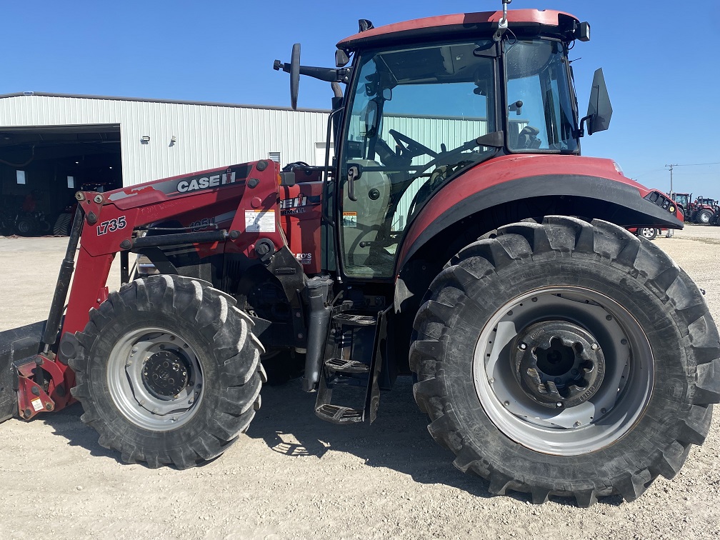 2015 Case IH Farmall 105U Tractor