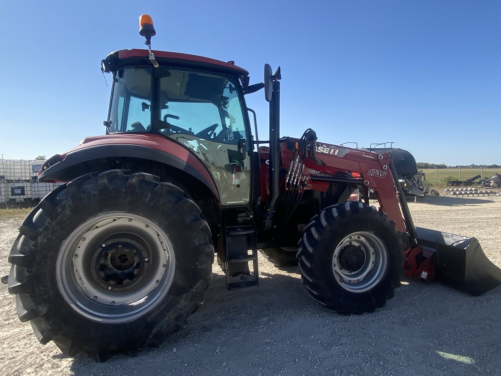 2015 Case IH Farmall 105U Tractor