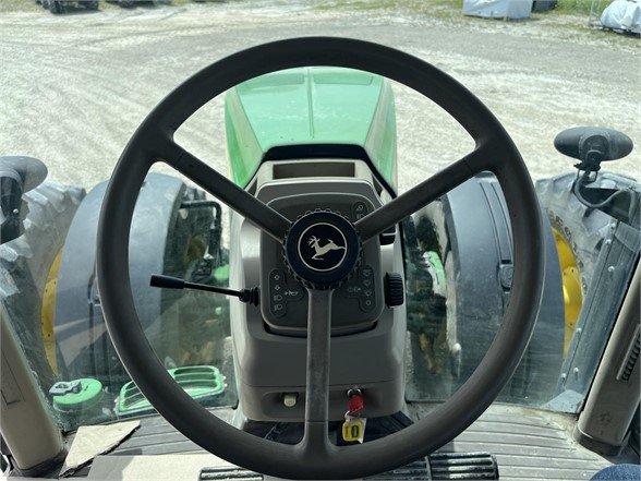 2011 John Deere 8360R Tractor