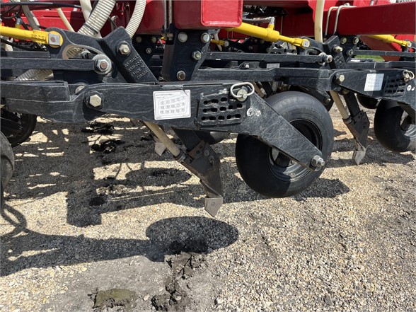 2016 Bourgault 3320-60 Air Seeder