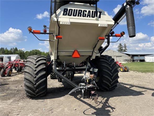 2016 Bourgault 3320-60 Air Seeder