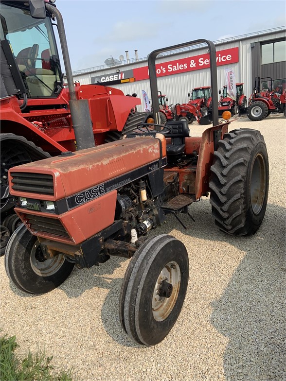 1987 Case IH 485 Tractor