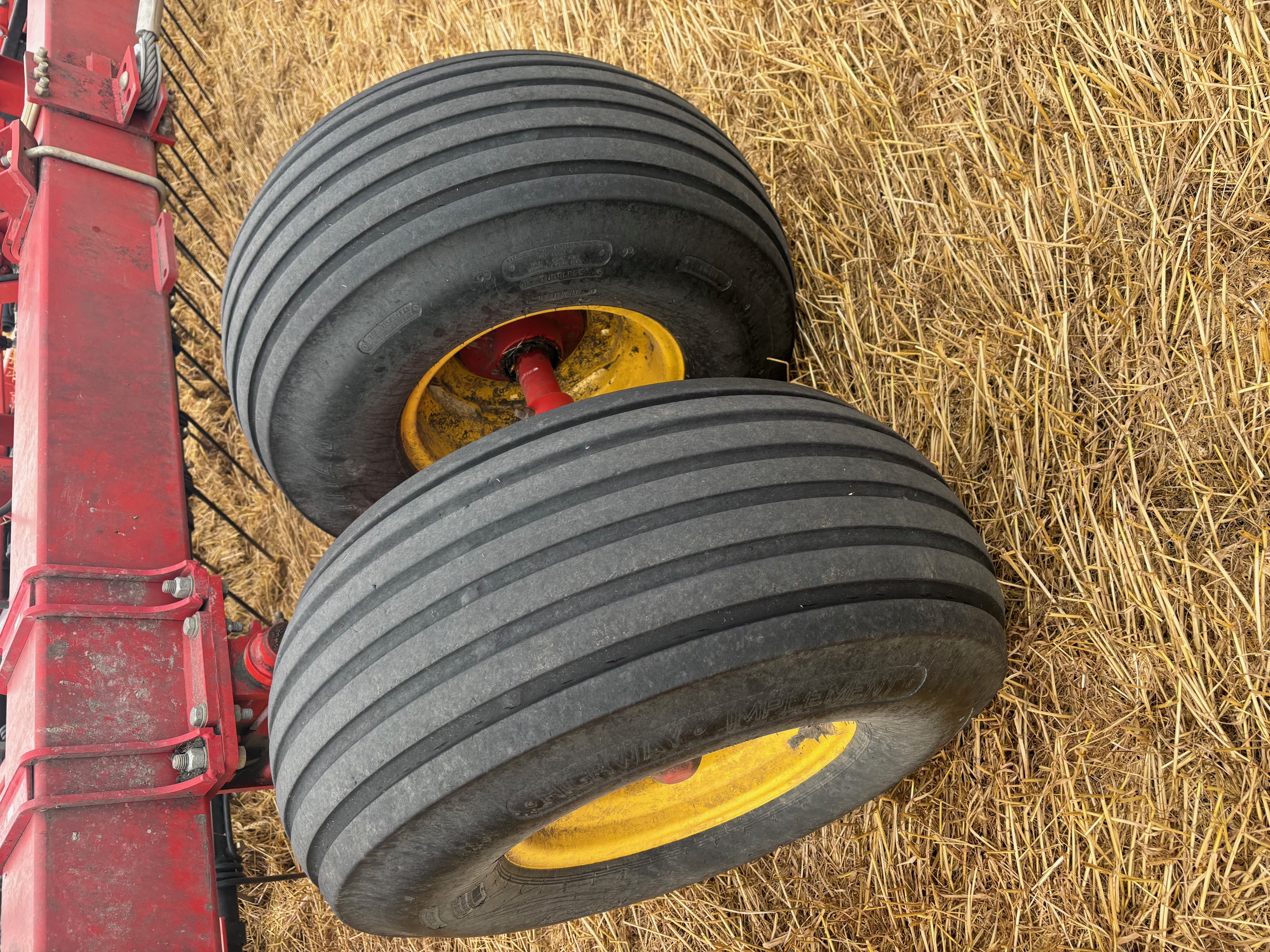 2018 Bourgault XR770-90 Tillage